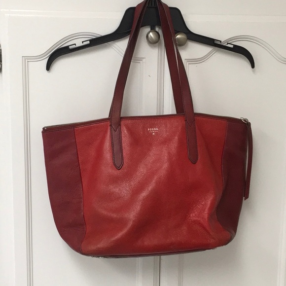 Fossil Handbags - #Gorgeous red leather fossil bag ( Sydney shopper)